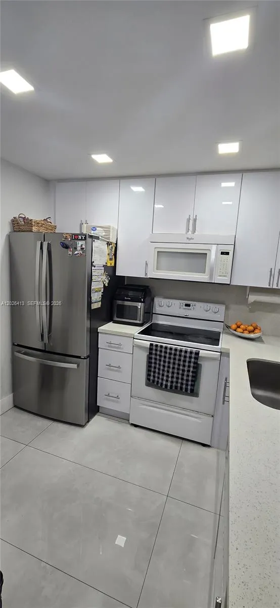9460 Tangerine Pl # 404, Davie FL 33324