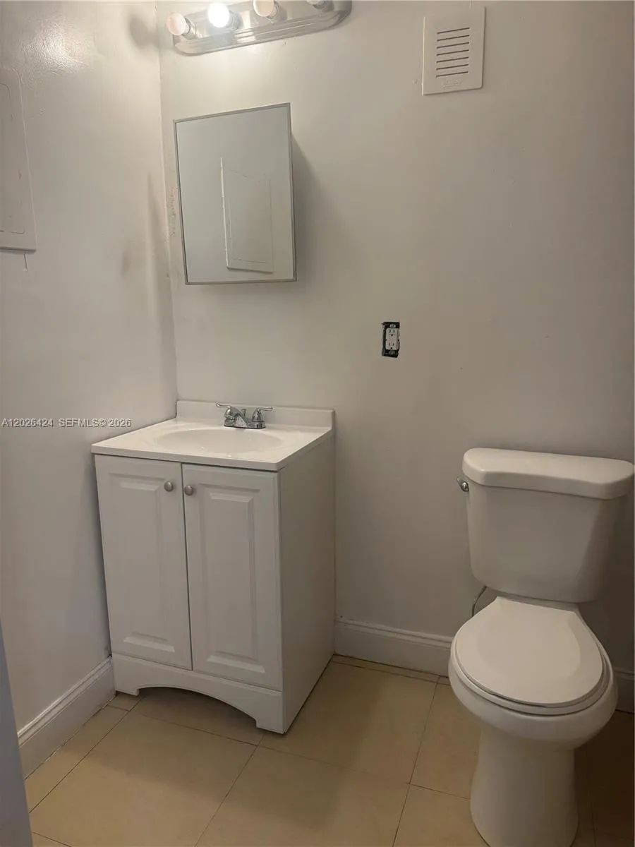 1180 NE 160th Ter # 3, North Miami Beach FL 33162