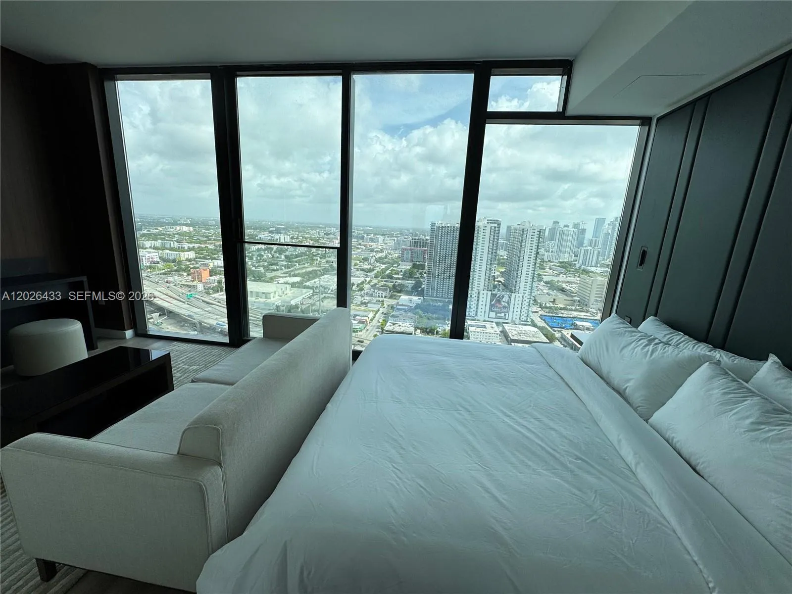 20 NE 11th St # 3405, Miami FL 33132