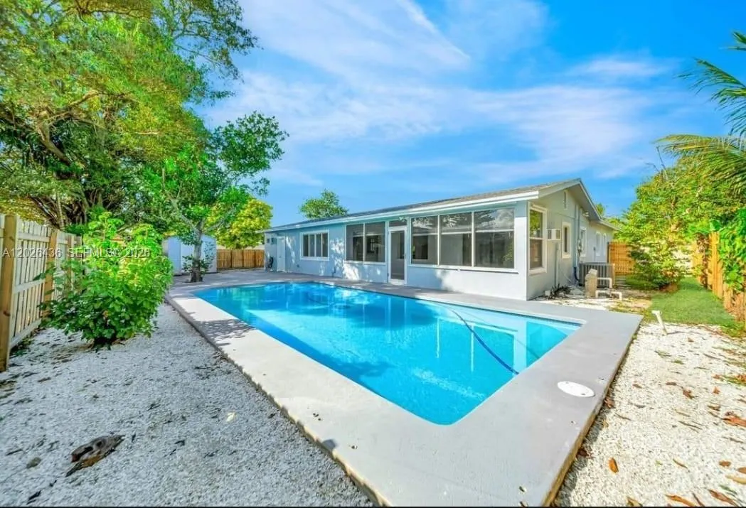 6812 Rio Pinar # 1, North Lauderdale FL 33068