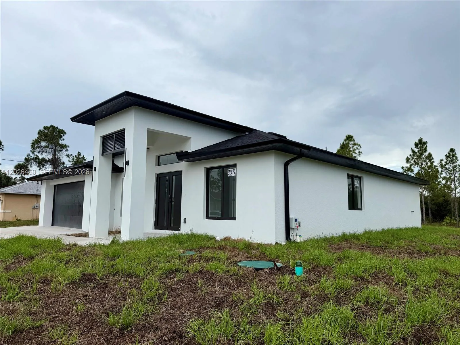911 Cleveland Ave, Lehigh Acres FL 33972