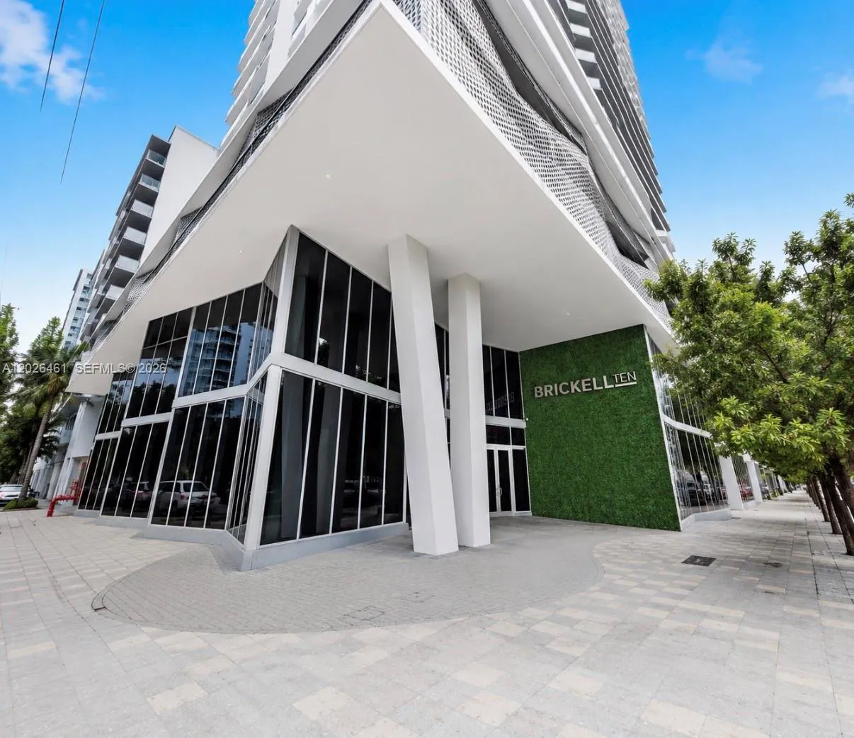 2 bedroom 2 bath for sale at 1010 SW 2nd Ave # 809, Miami FL 33130