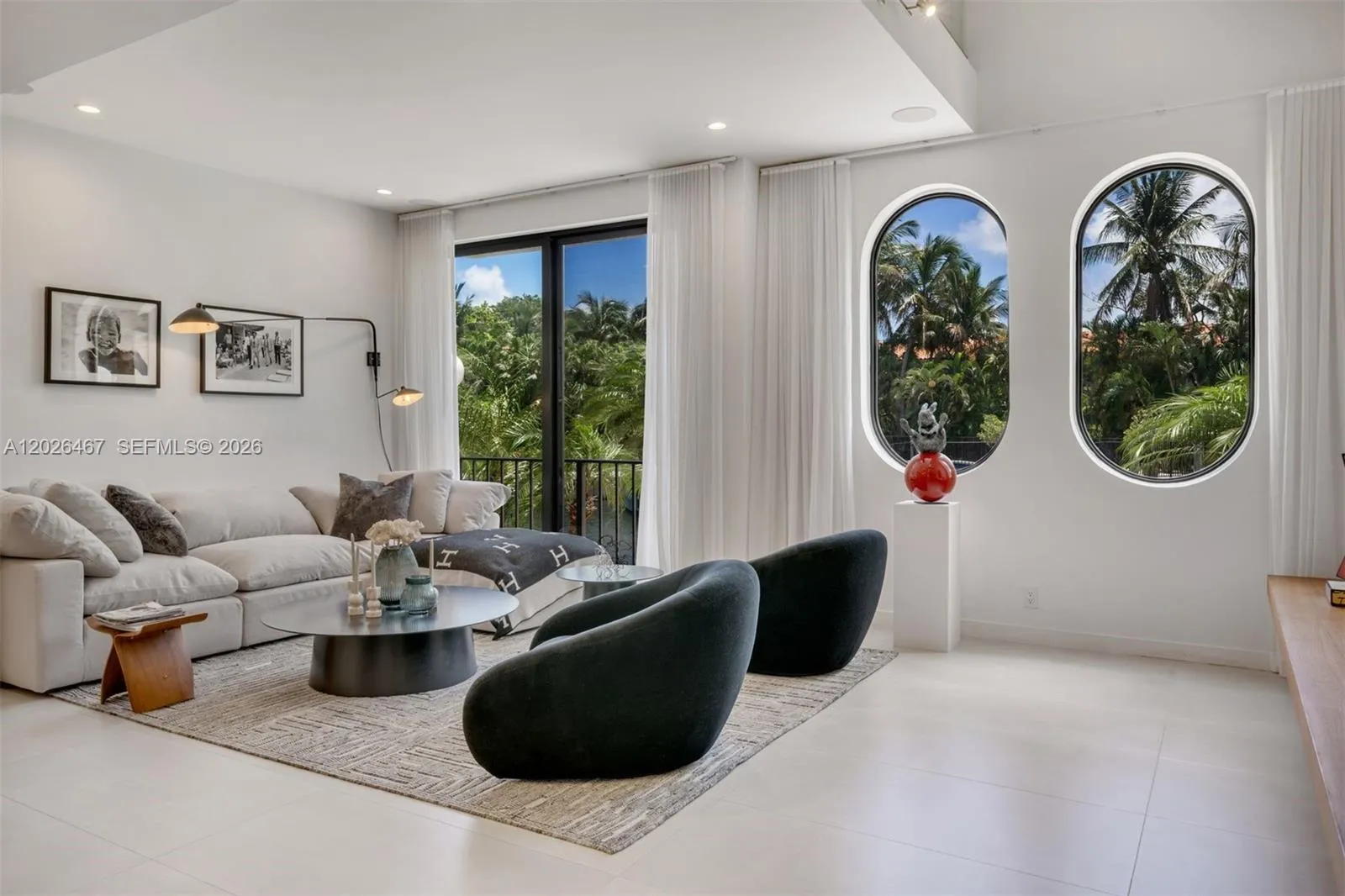 4 bedroom 3 bath for sale at 10659 NE Quaybridge Ct # C5, Miami FL 33138