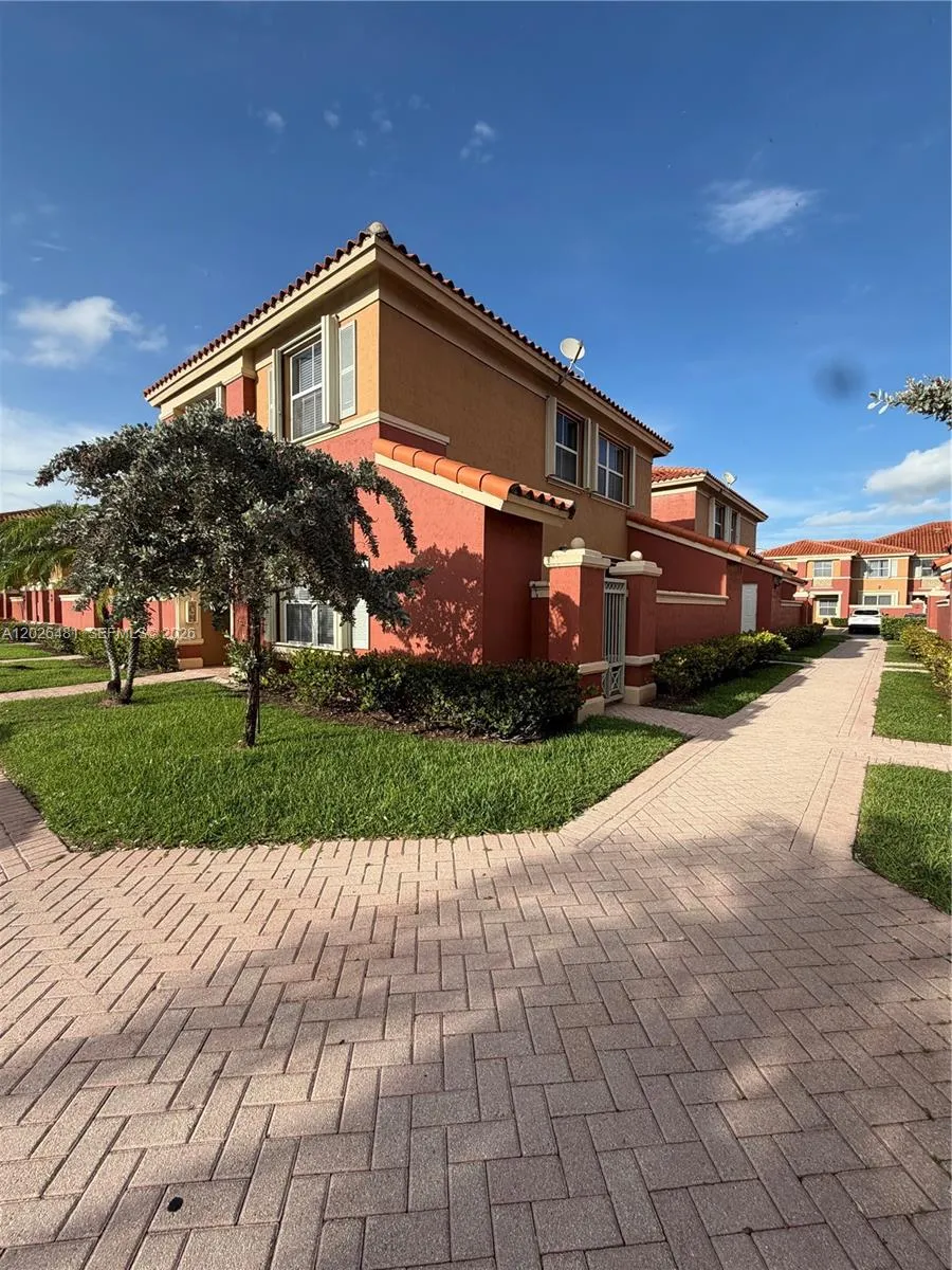 6202 NW 115th Pl # 336, Doral FL 33178
