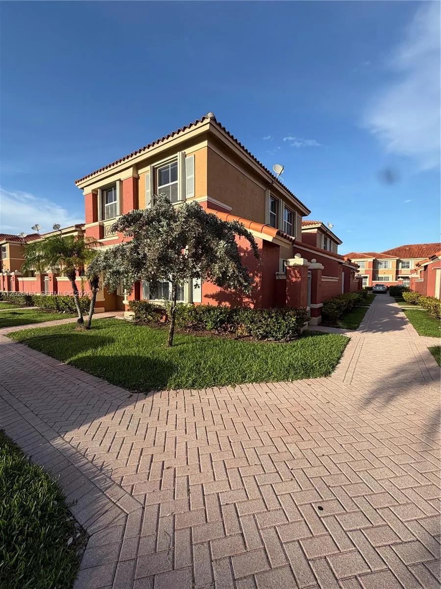 6202 NW 115th Pl # 336, Doral FL 33178