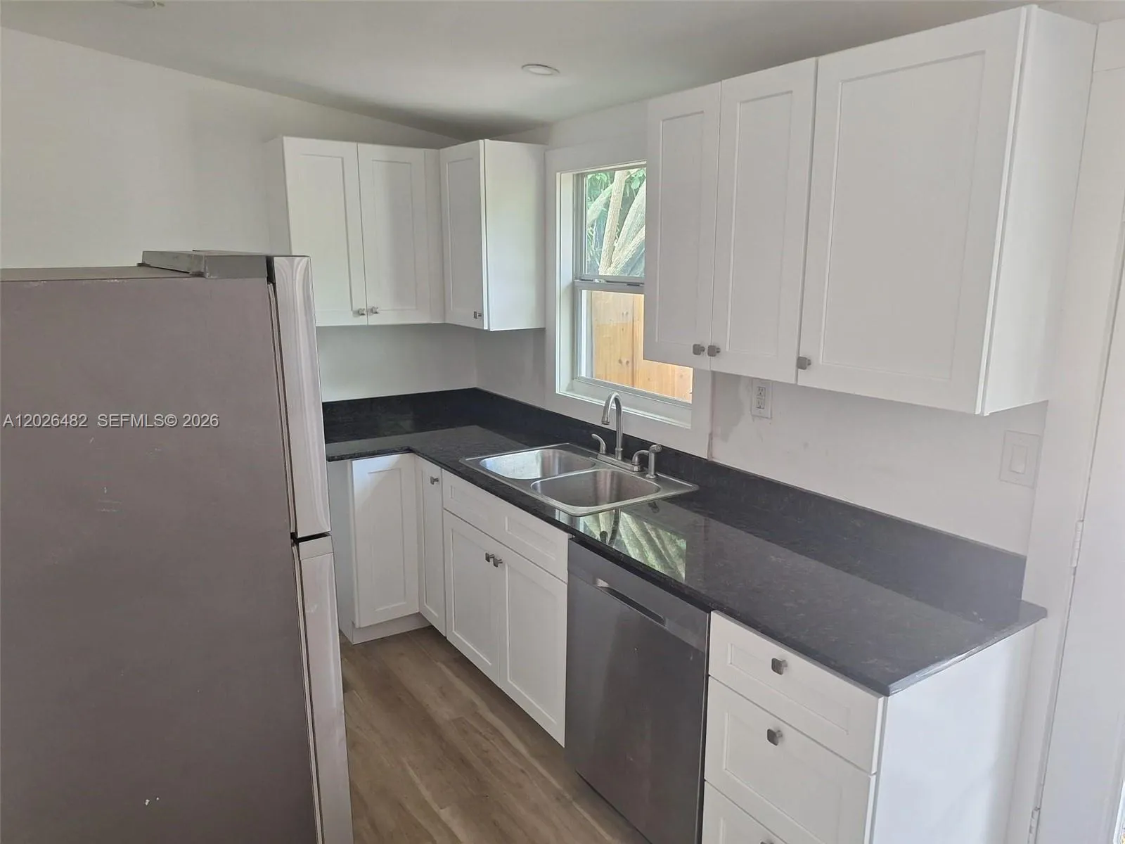 1121 NE 1st Ave # 2, Fort Lauderdale FL 33304