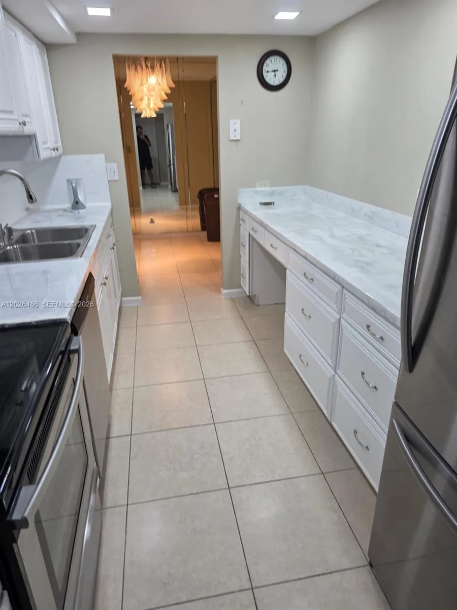 7051 Environ Blvd # 433, Lauderhill FL 33319