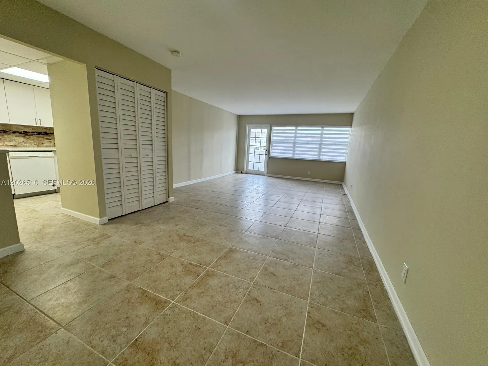 401 Golden Isles Dr # 614, Hallandale Beach FL 33009