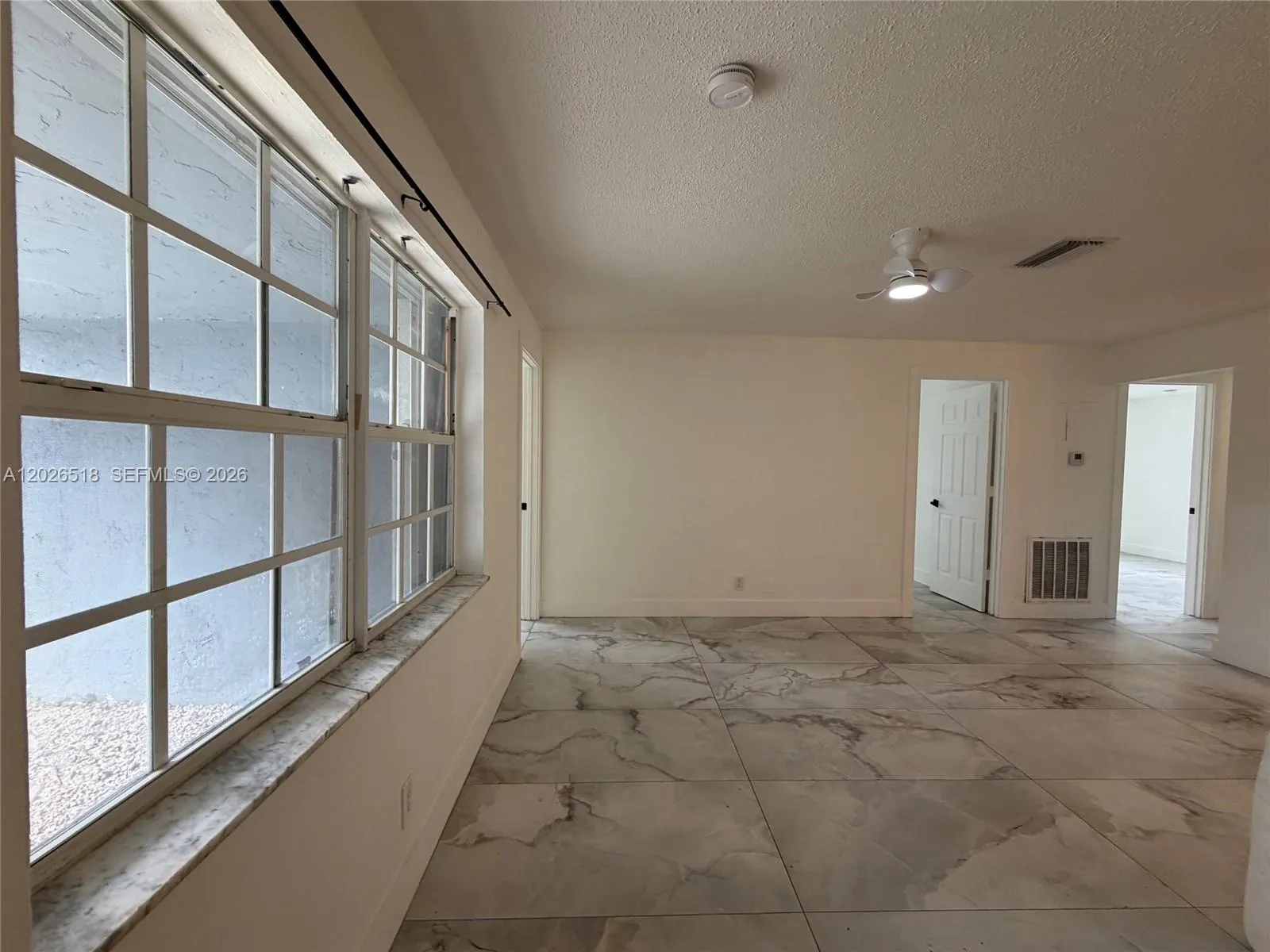 5911 NW 19th Ct # 11, Lauderhill FL 33313