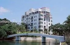2421 Lake Pancoast Dr # 3B, Miami Beach FL 33140