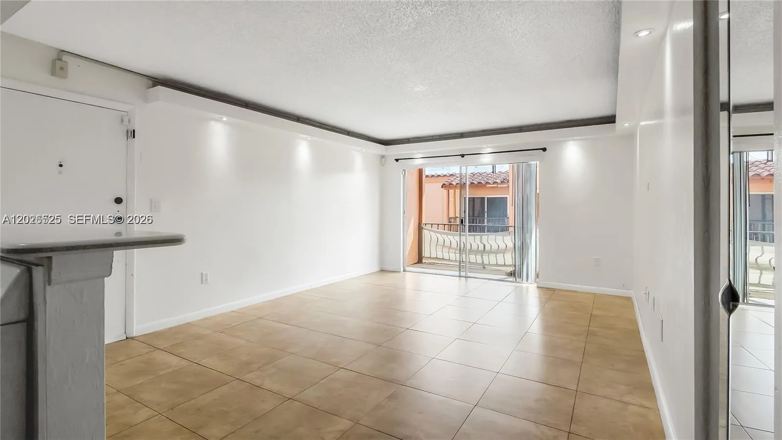 7200 Fairway Dr # H12, Miami Lakes FL 33014