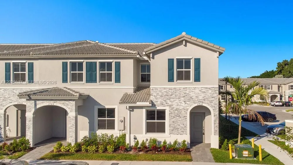 1716 SE 26th Rd # 1716, Homestead FL 33035