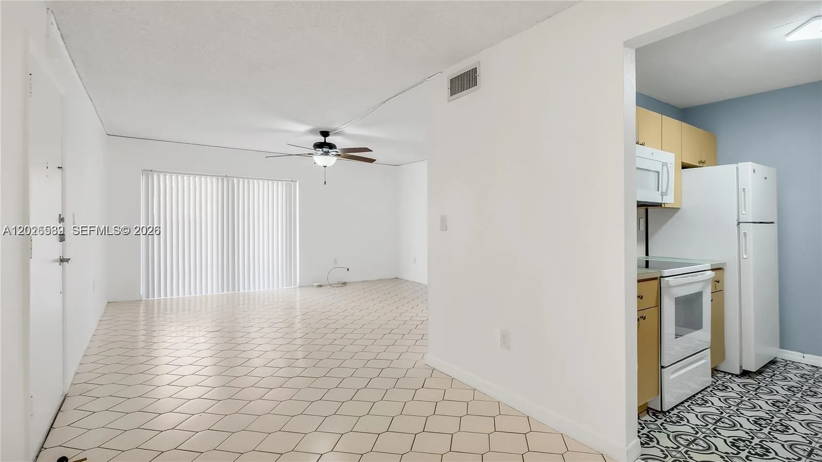 7231 Miami Lakes Dr # C5, Miami Lakes FL 33014