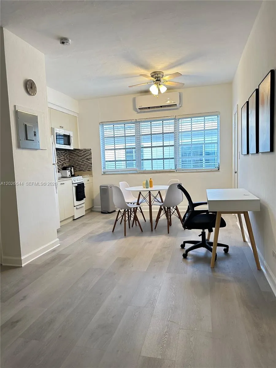 836 10th St # 7, Miami Beach FL 33139