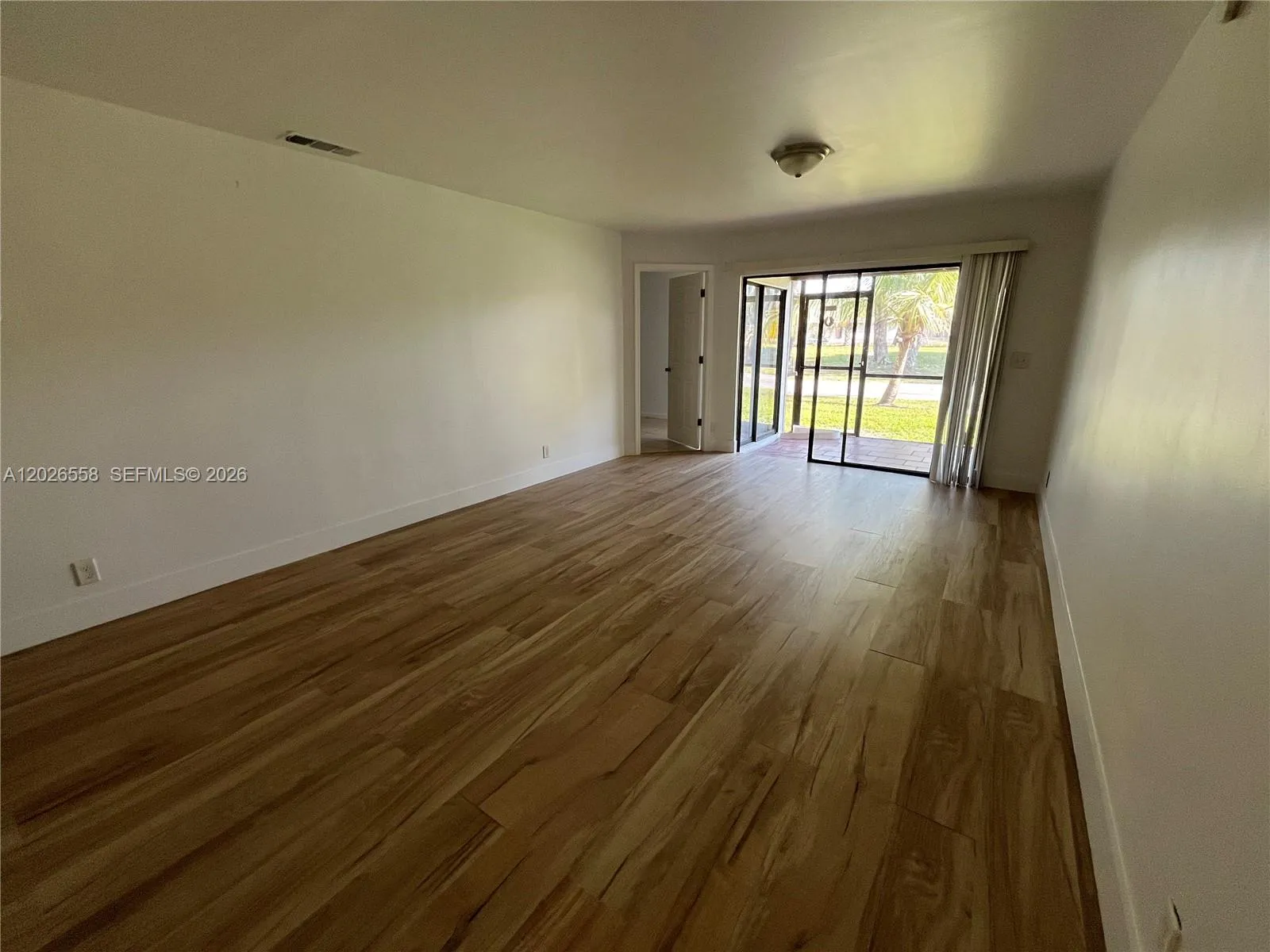 2501 NW 56th Ave # 14, Lauderhill FL 33313