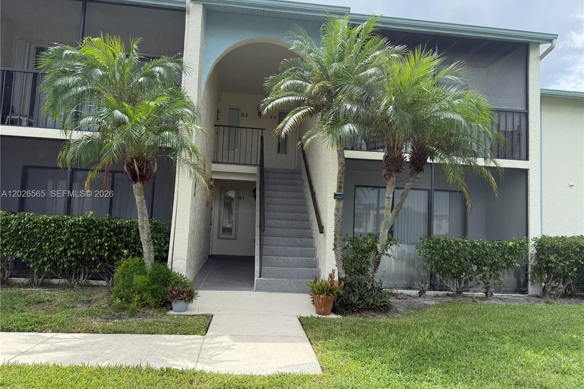 1101 Green Pine Blvd # F1, West Palm Beach FL 33409