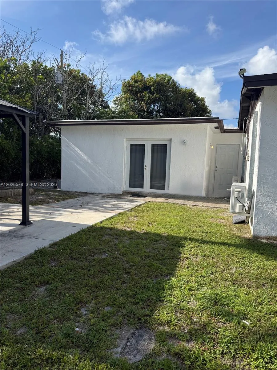 1816 NW 25th Ter # 2, Fort Lauderdale FL 33311
