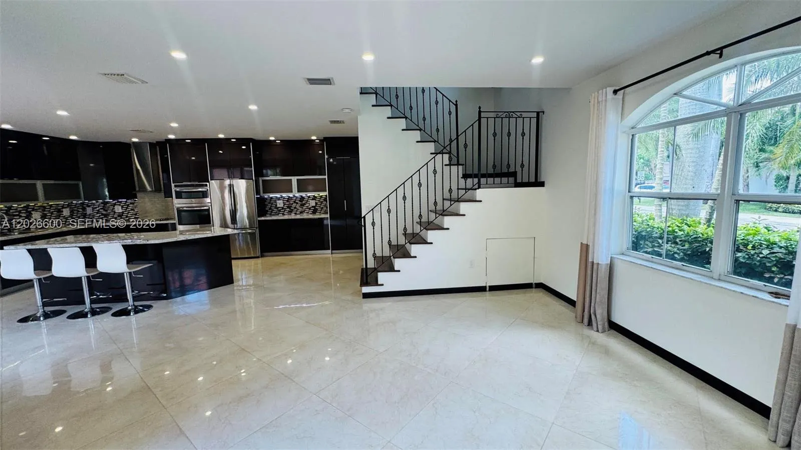 1094 Redwood St # 1094, Hollywood FL 33019