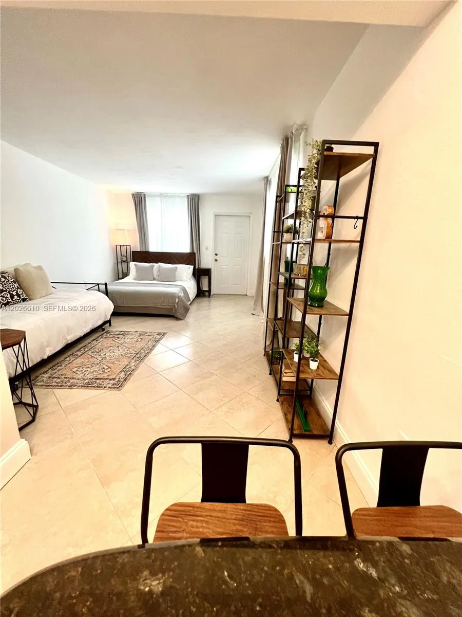919 Michigan Ave # 1, Miami Beach FL 33139