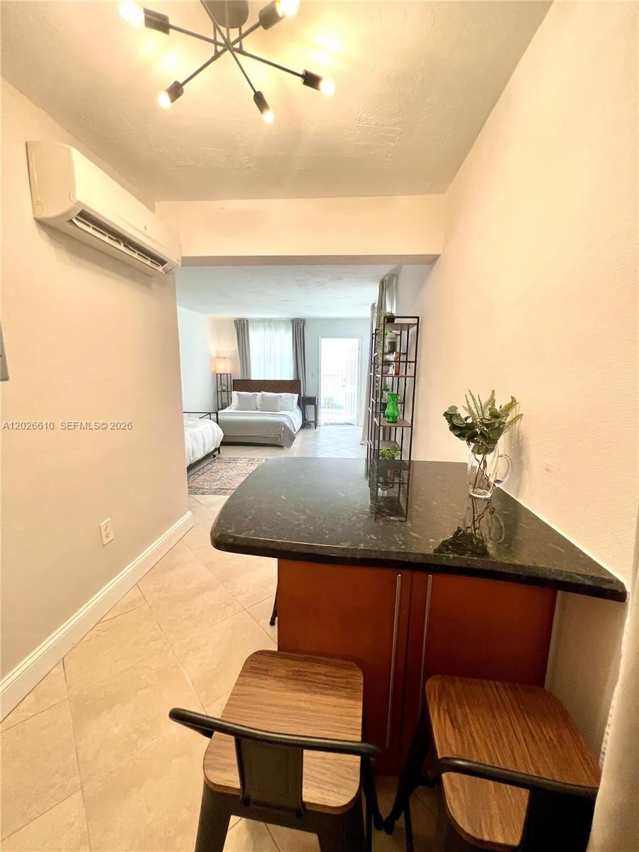 919 Michigan Ave # 1, Miami Beach FL 33139