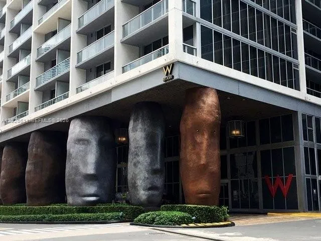 475 Brickell Ave # 3010, Miami FL 33131