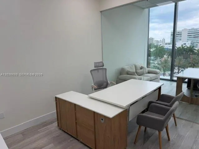 21290 Biscayne Blvd # 410, Aventura FL 33180