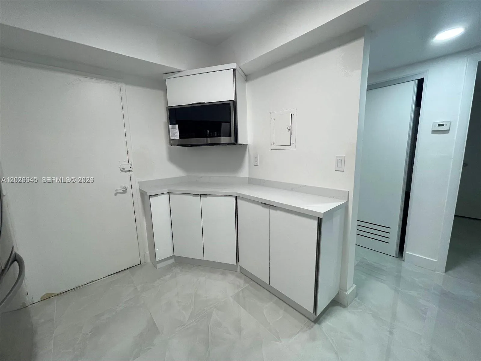 1351 NE Miami Gardens Dr # 1202E, Miami FL 33179