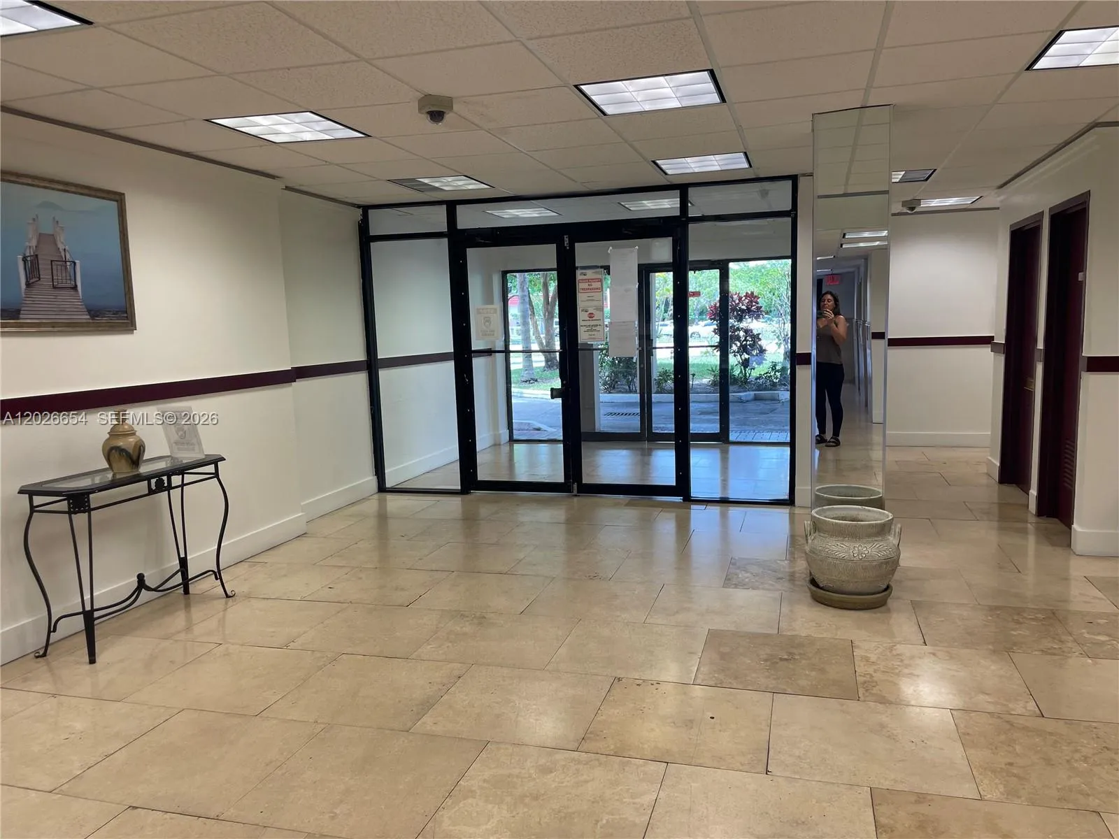4174 Inverrary Dr # 903, Lauderhill FL 33319