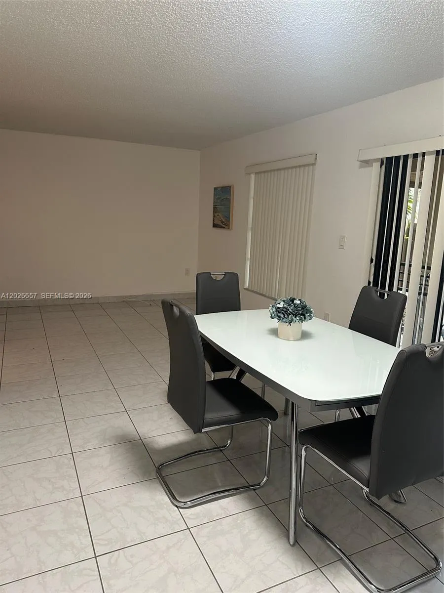 9255 SW 125th Ave # 110R, Miami FL 33186