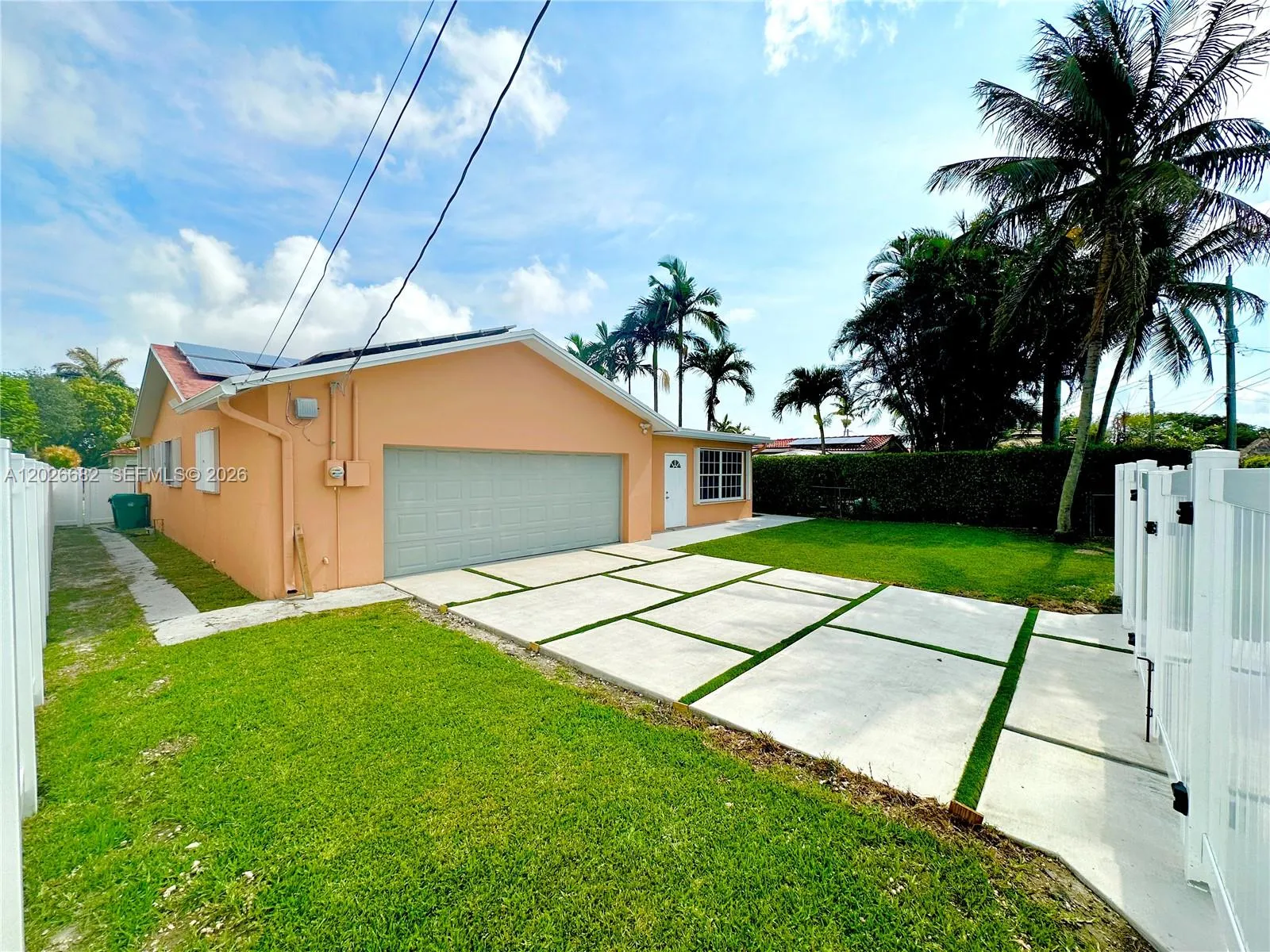 206 SE 3rd Pl, Dania Beach FL 33004