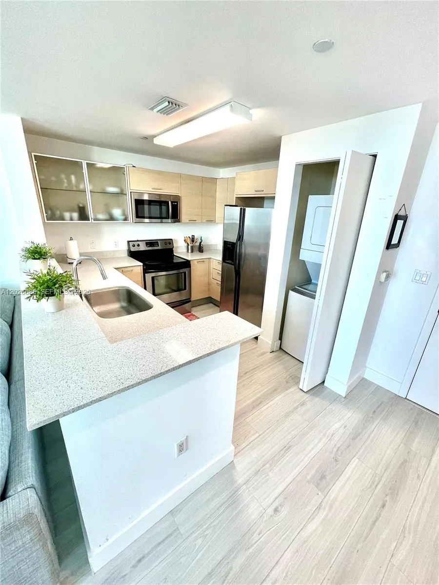 350 NE 24th St # 709, Miami FL 33137