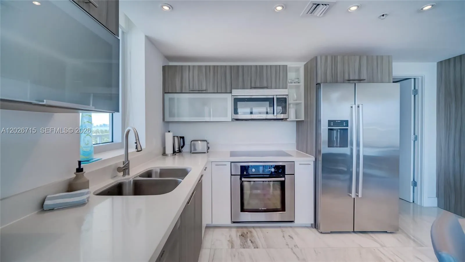 6700 Indian Creek Dr # 1102, Miami Beach FL 33141