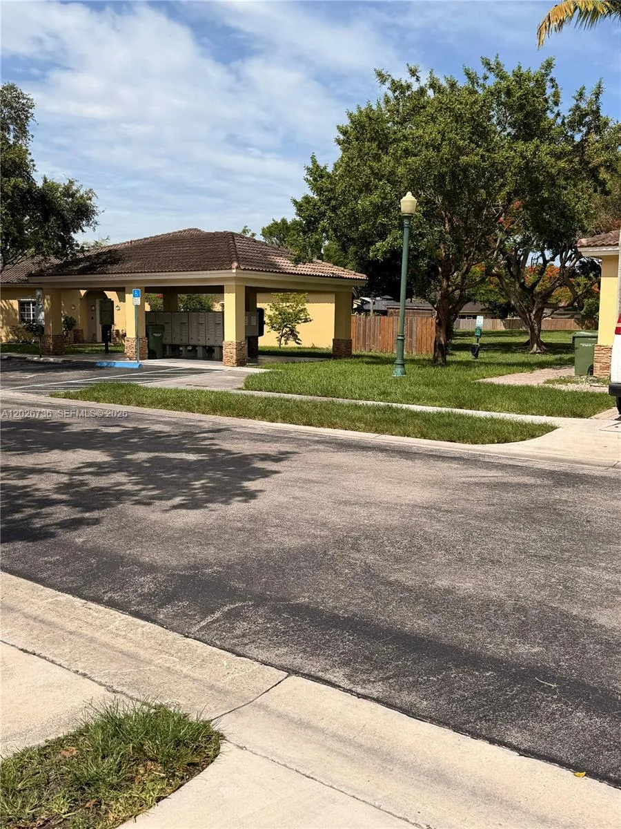1174 NE 32nd Ave # 0, Homestead FL 33033
