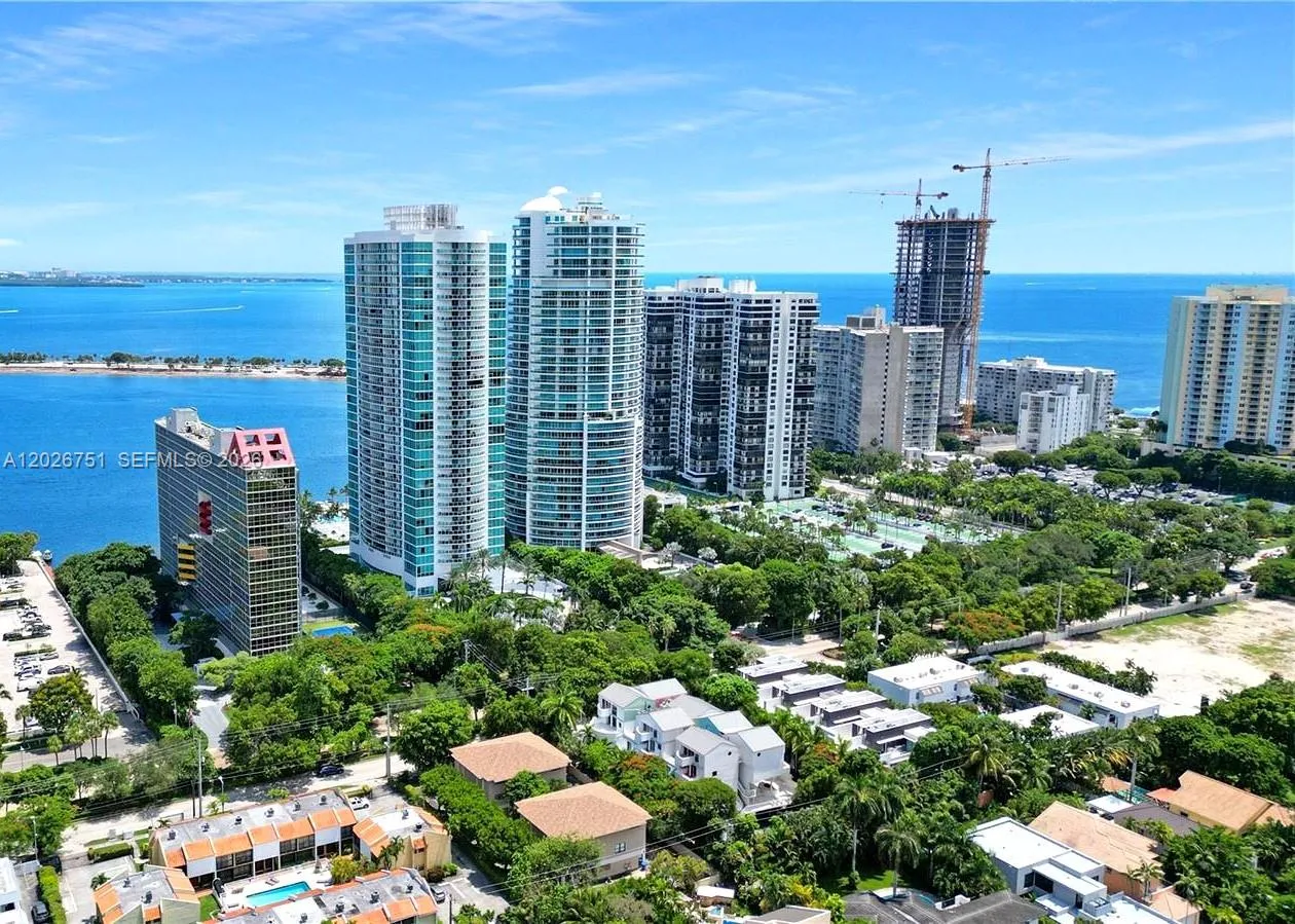 2101 Brickell Ave # 1907, Miami FL 33129
