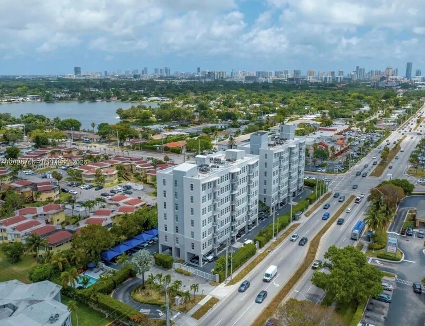 1791 NE MIAMI GARDENS DR # E405, Miami FL 33179