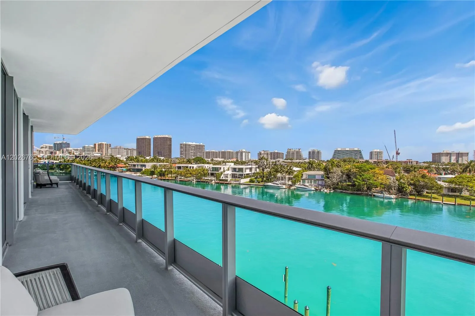 9221 E Bay Harbor Dr, Bay Harbor Islands FL 33154