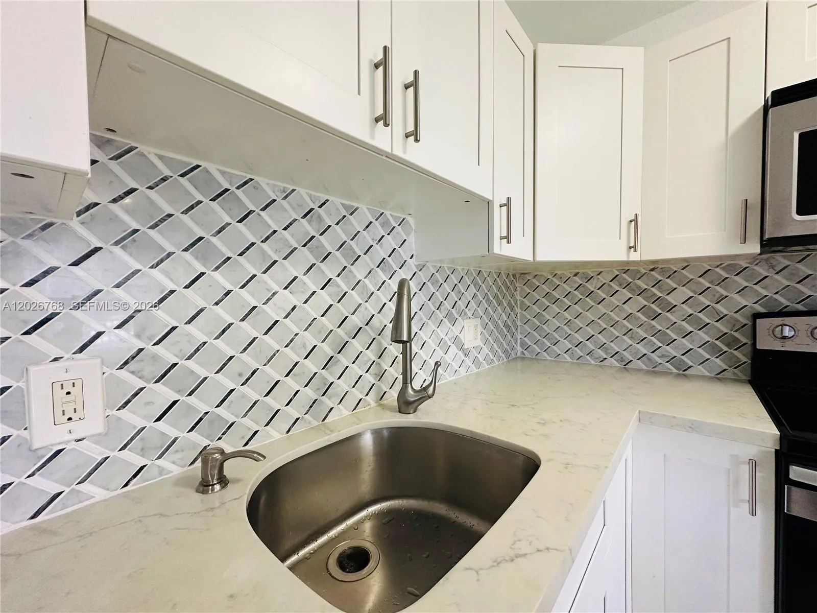 850 SW 133rd Ter # 105B, Pembroke Pines FL 33027