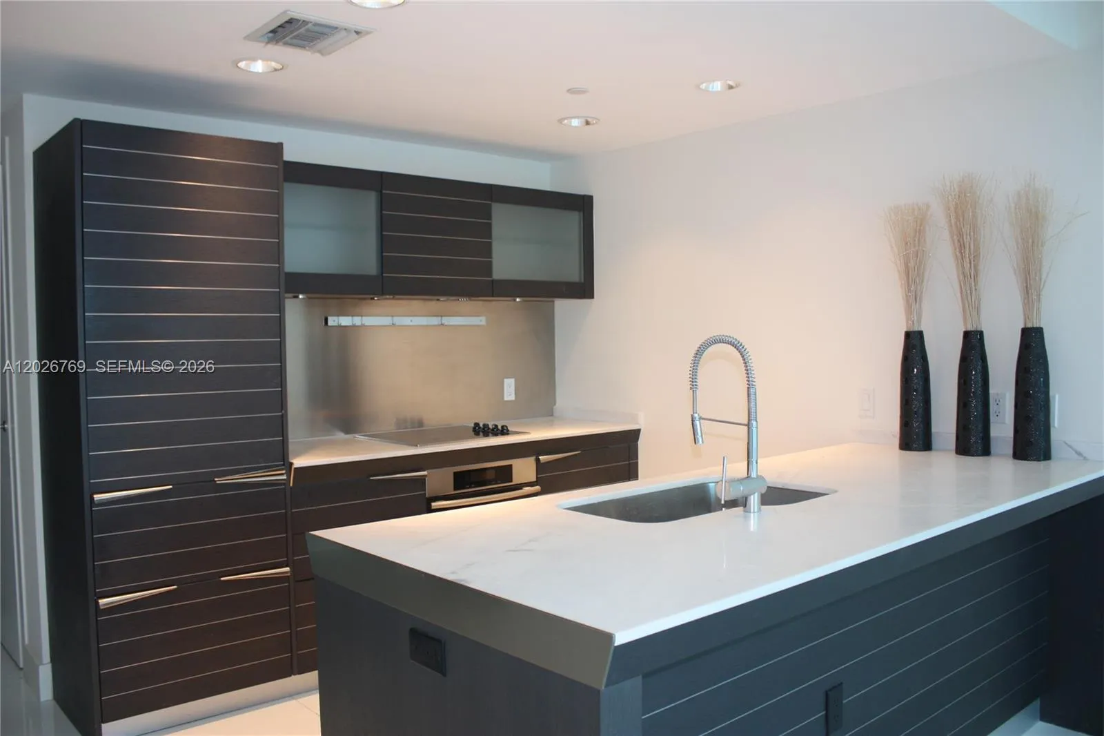 200 Biscayne Boulevard Way # 4211, Miami FL 33131
