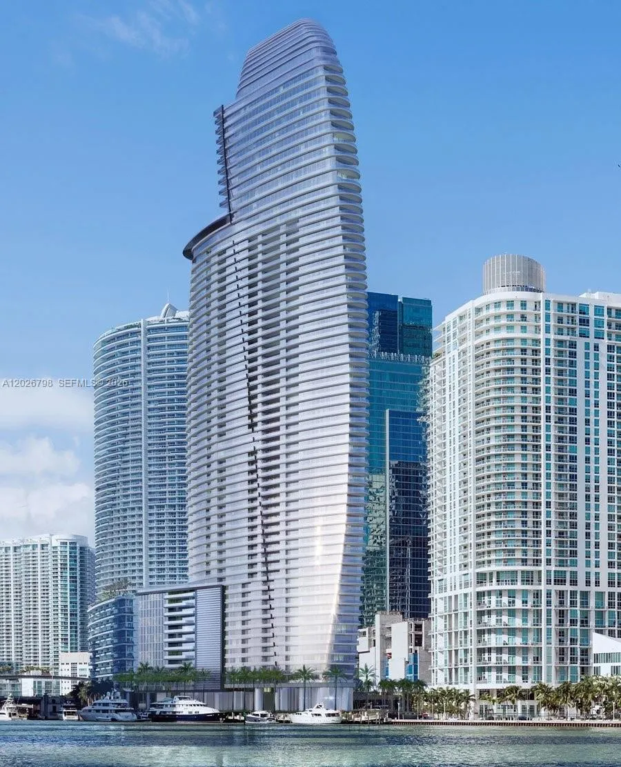 300 Biscayne Blvd Way # 4609, Miami FL 33131