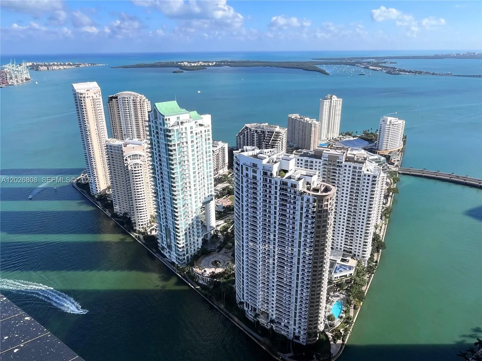 2 bedroom 2 bath for sale at 300 Biscayne Boulevard Way # 2509W, Miami FL 33131