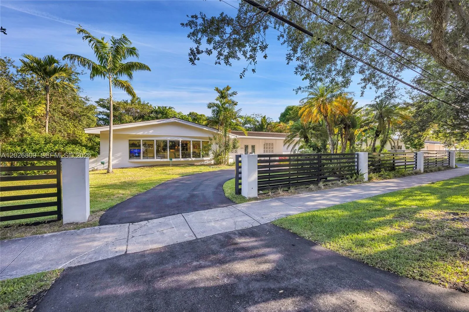 6970 SW 124th St, Pinecrest FL 33156