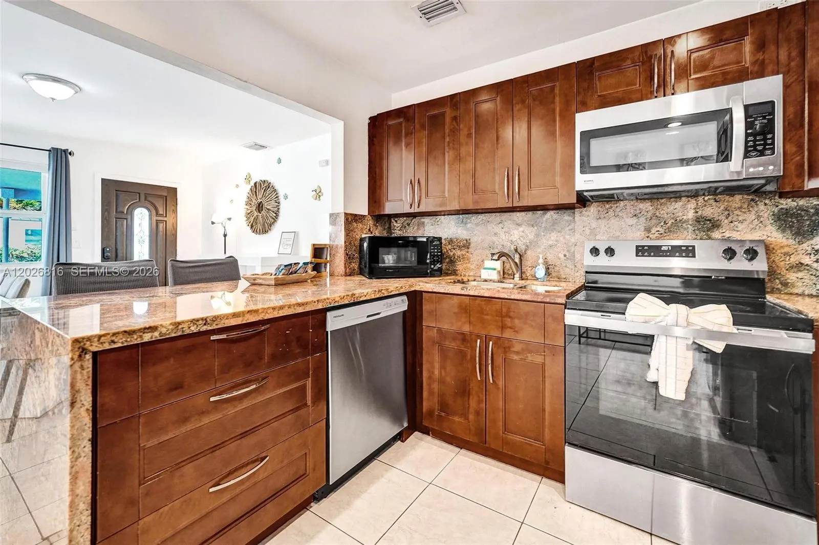 712 SW 7th terr, Hallandale Beach FL 33009