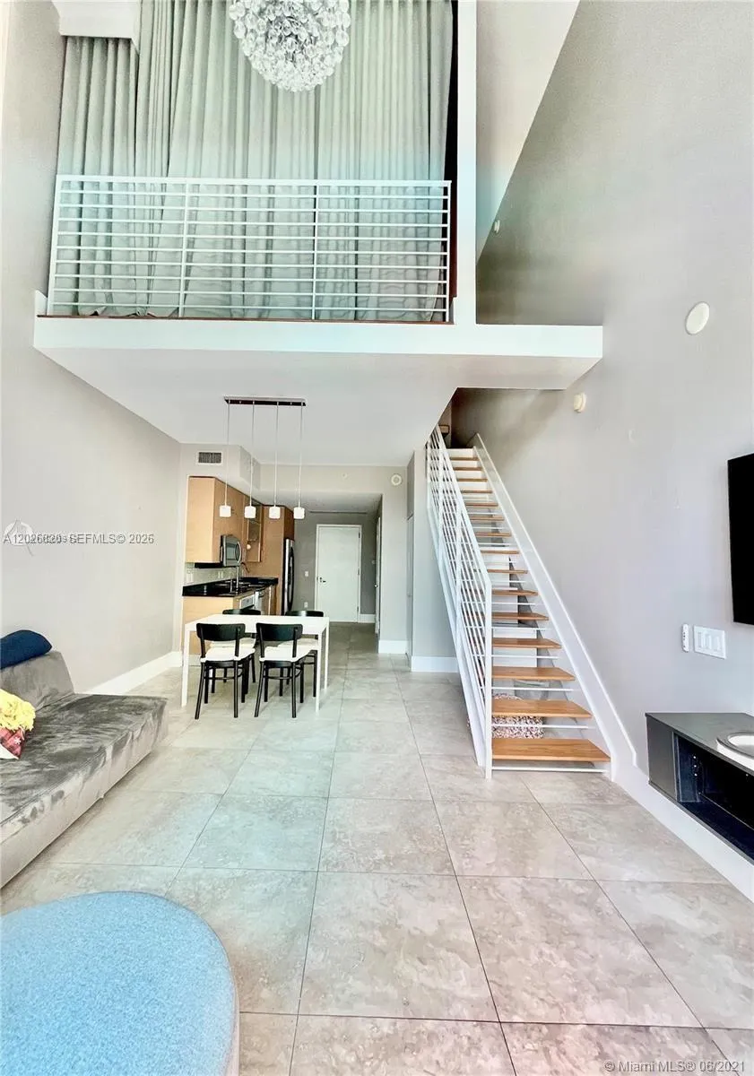 60 SW 13th St # 2002, Miami FL 33130
