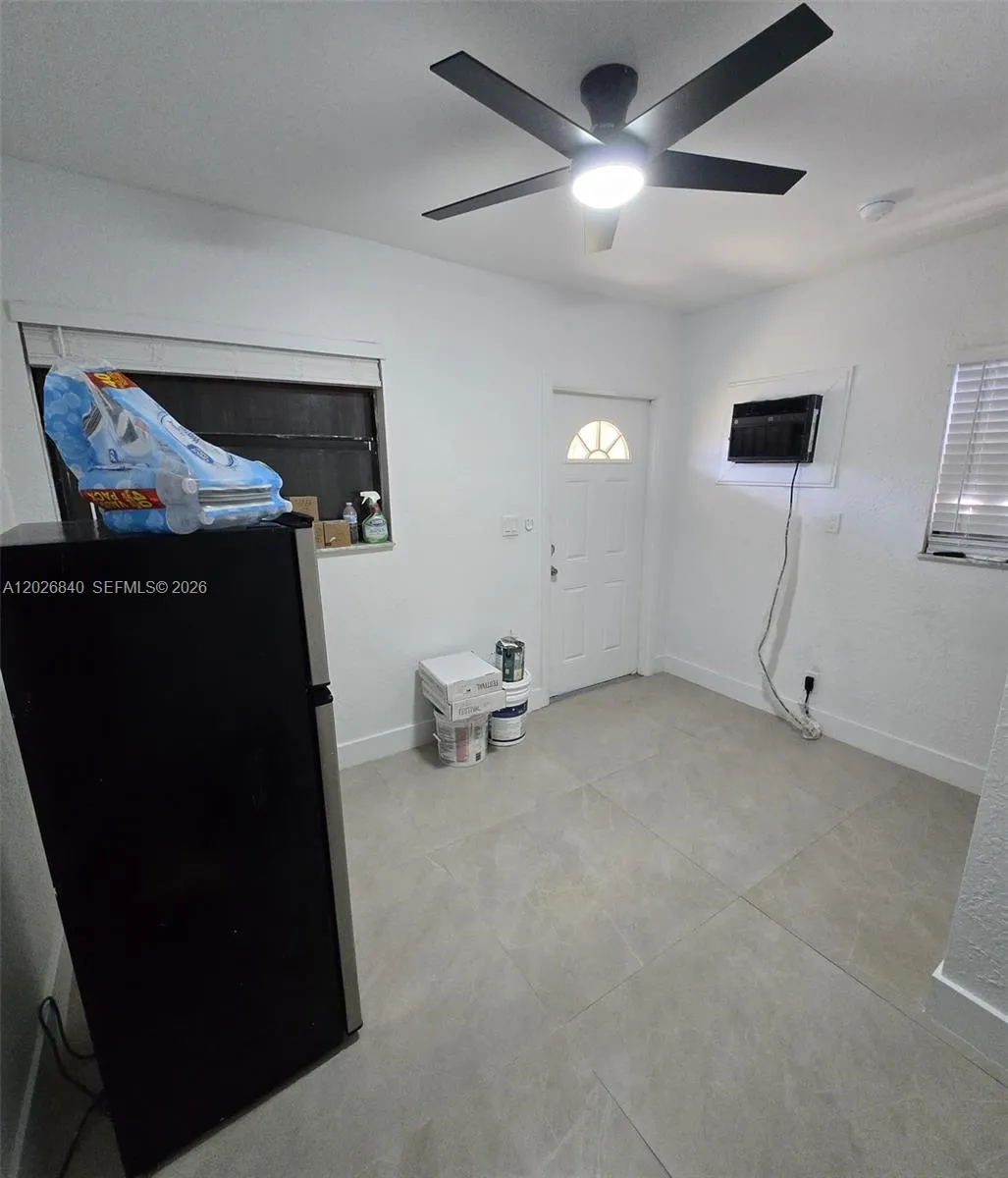4130 SW 19th St # 3, West Park FL 33023