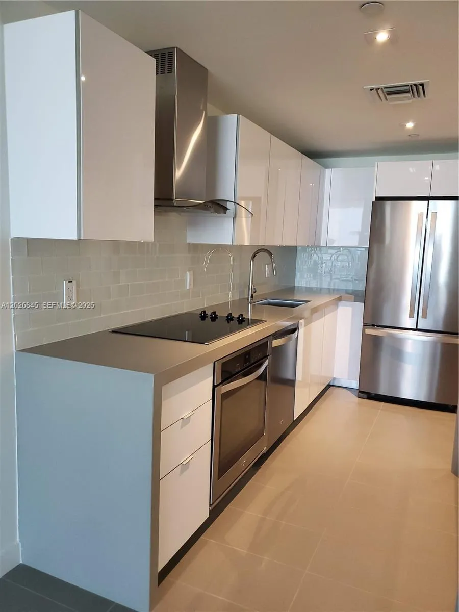 1600 NE 1st Ave # 2301, Miami FL 33132