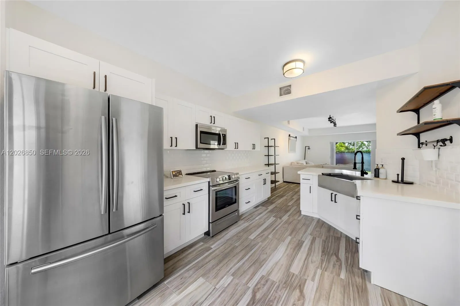 8942 W Flagler St # 3, Miami FL 33174
