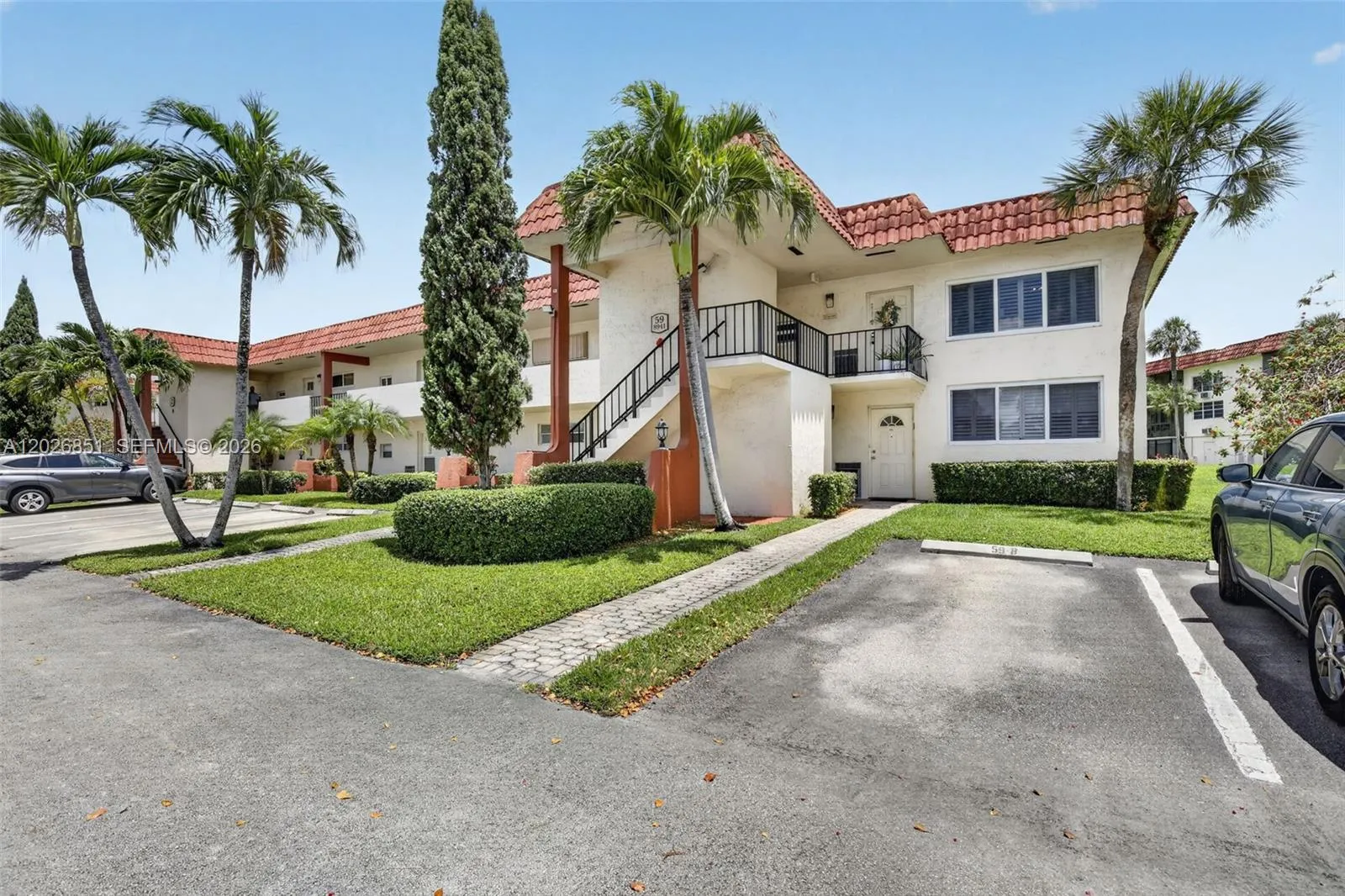 8941 S Hollybrook Blvd # 205, Pembroke Pines FL 33025