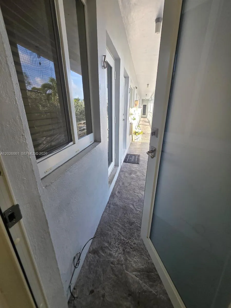 7155 Rue Notre Dame # 6, Miami Beach FL 33141