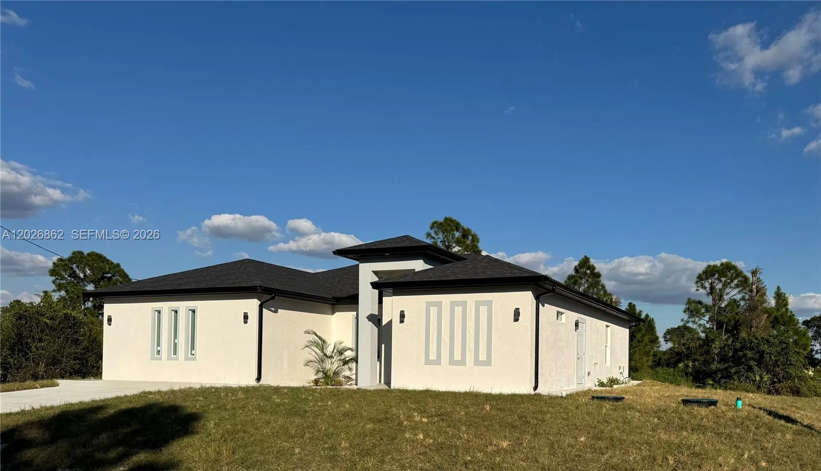 713 DA VINCI AVE S, Lehigh Acres FL 33974
