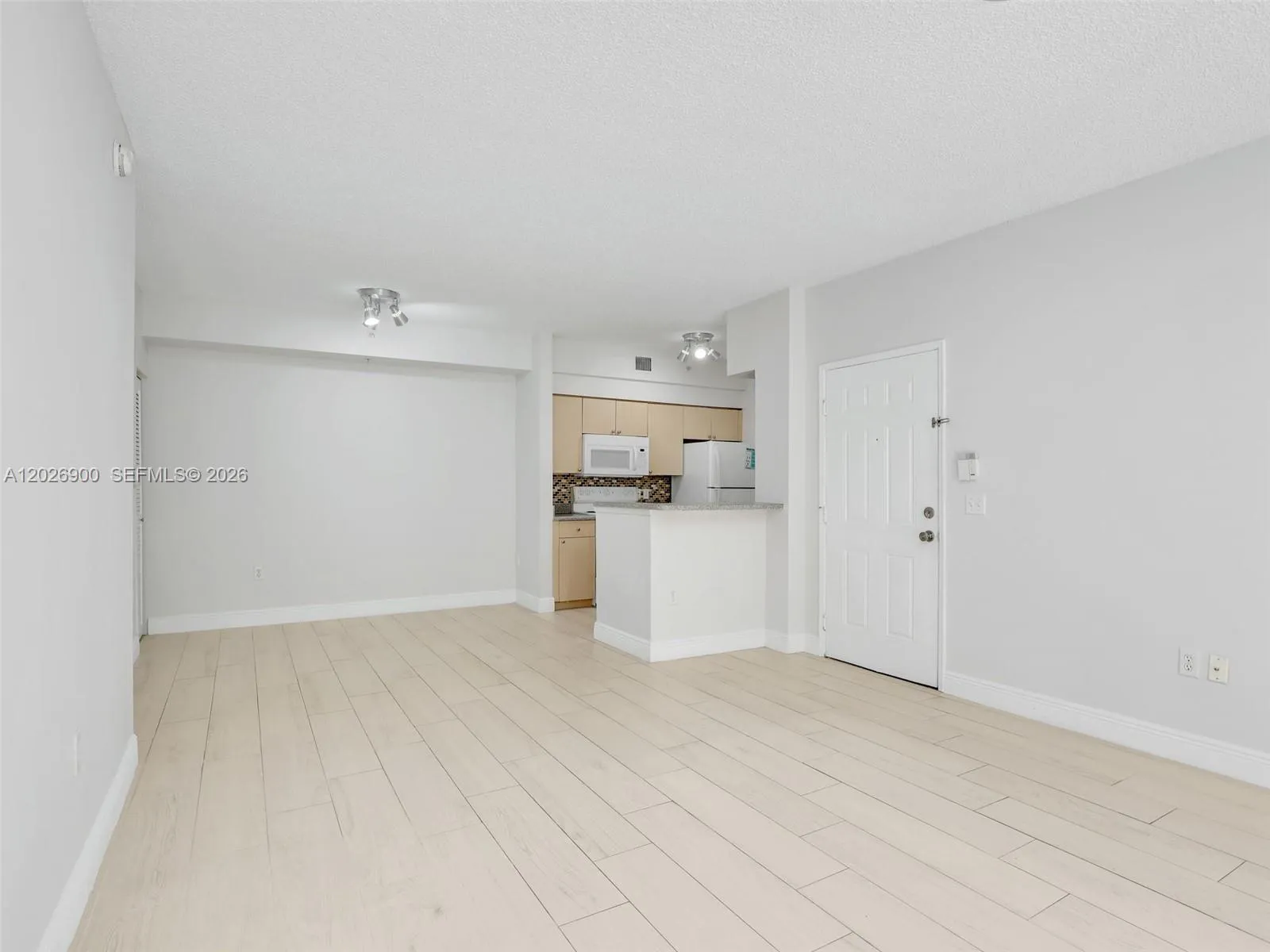 1235 Reserve Way # 107, Naples FL 34105